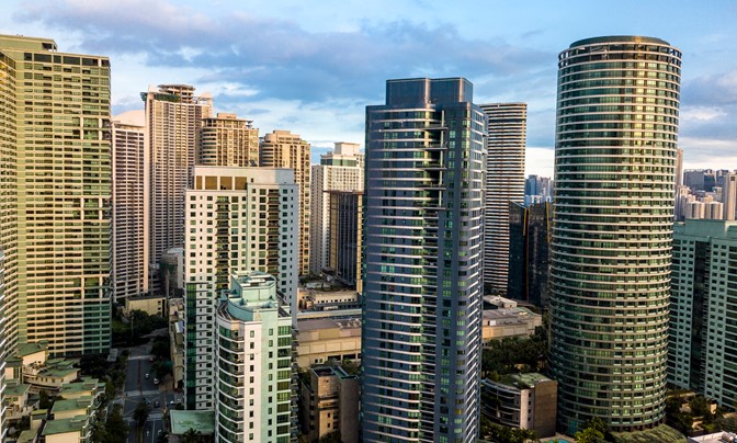 Extraordinary Penthouse Condo for Sale in Luna Gardens, Rockwell Center - #1